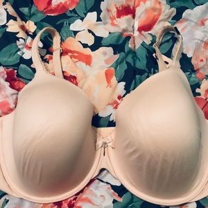 NWT Victoria’s Secret Lined Perfect Coverage Bra